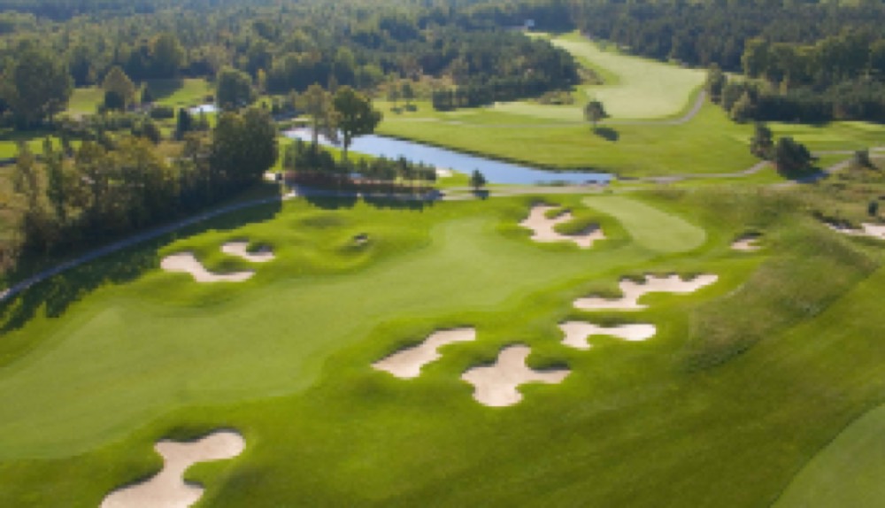 Wooden Sticks Golf Club
