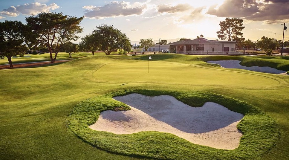 The Club at Sunrise