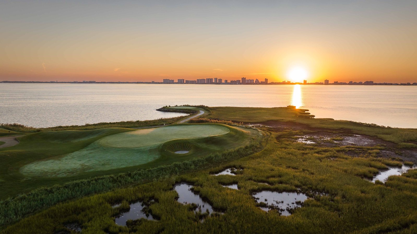 Lighthouse Sound Golf Club