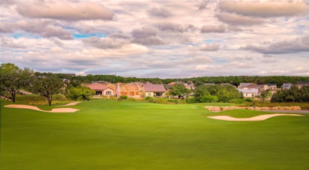 Kissing Tree Golf Club
